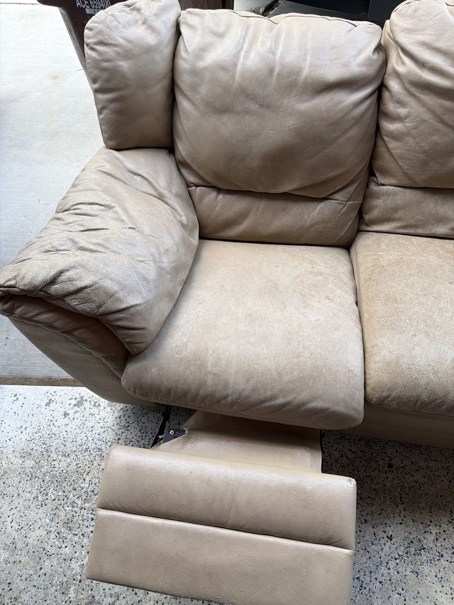 Main image 3