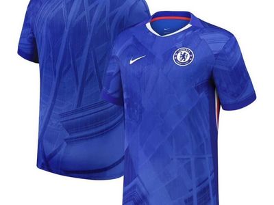 Chelsea 2025-26 Home Jersey (L, XL)