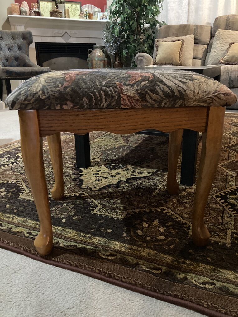 Padded Foot Bench, Vanity Stool