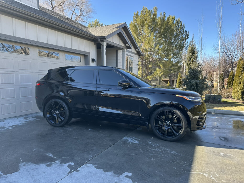 2021 Land Rover Range Rover Velar P400 R-Dynamic HSE