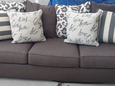Gray Sofa with Decorative Pillows – Great Conditio