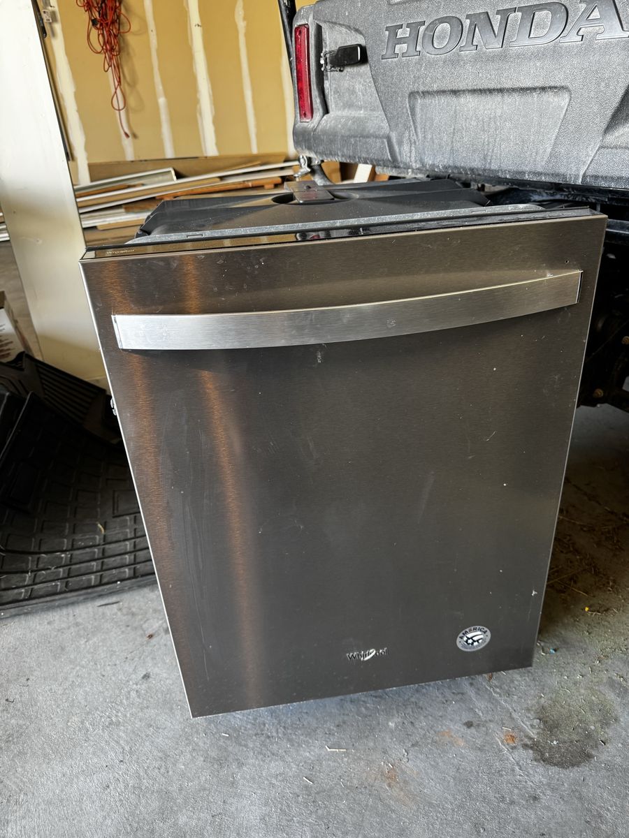 **Free**Whirlpool Stainless Steel Built-In Dishwasher non working