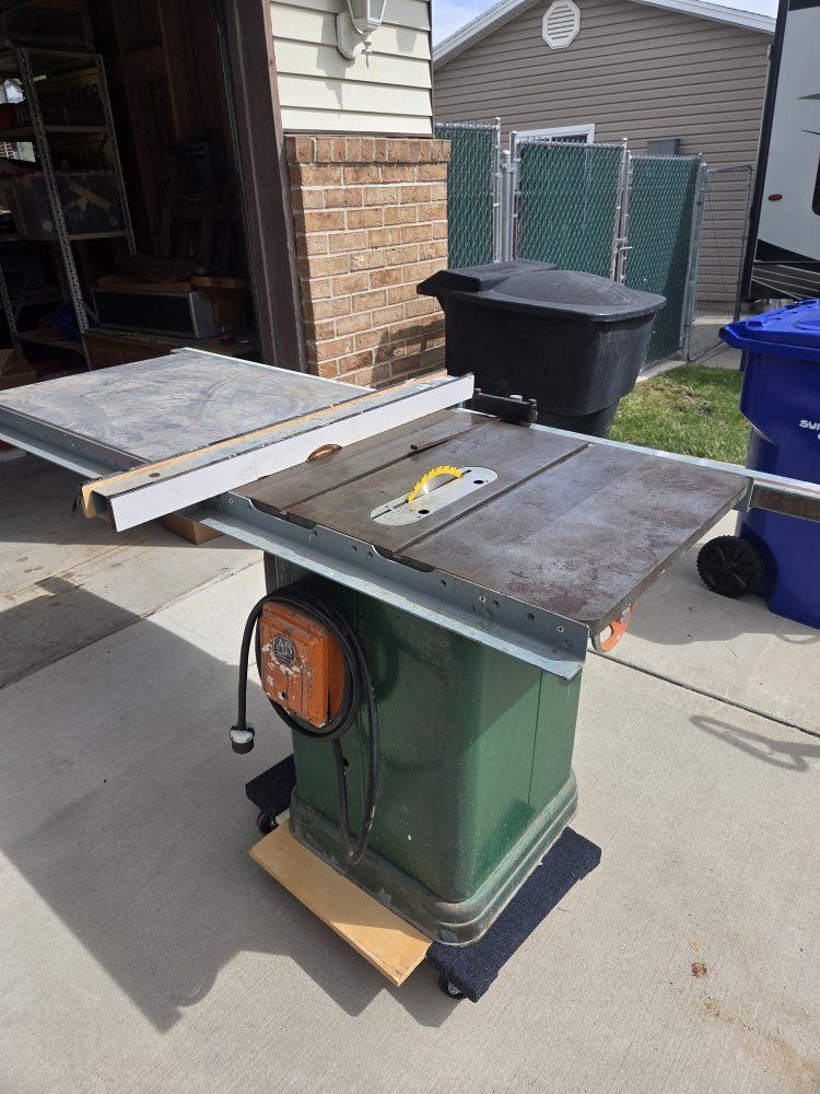 Rockwell Delta table saw
