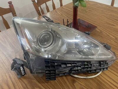 2009-2010 Lexus IS250 Headlight passenger side