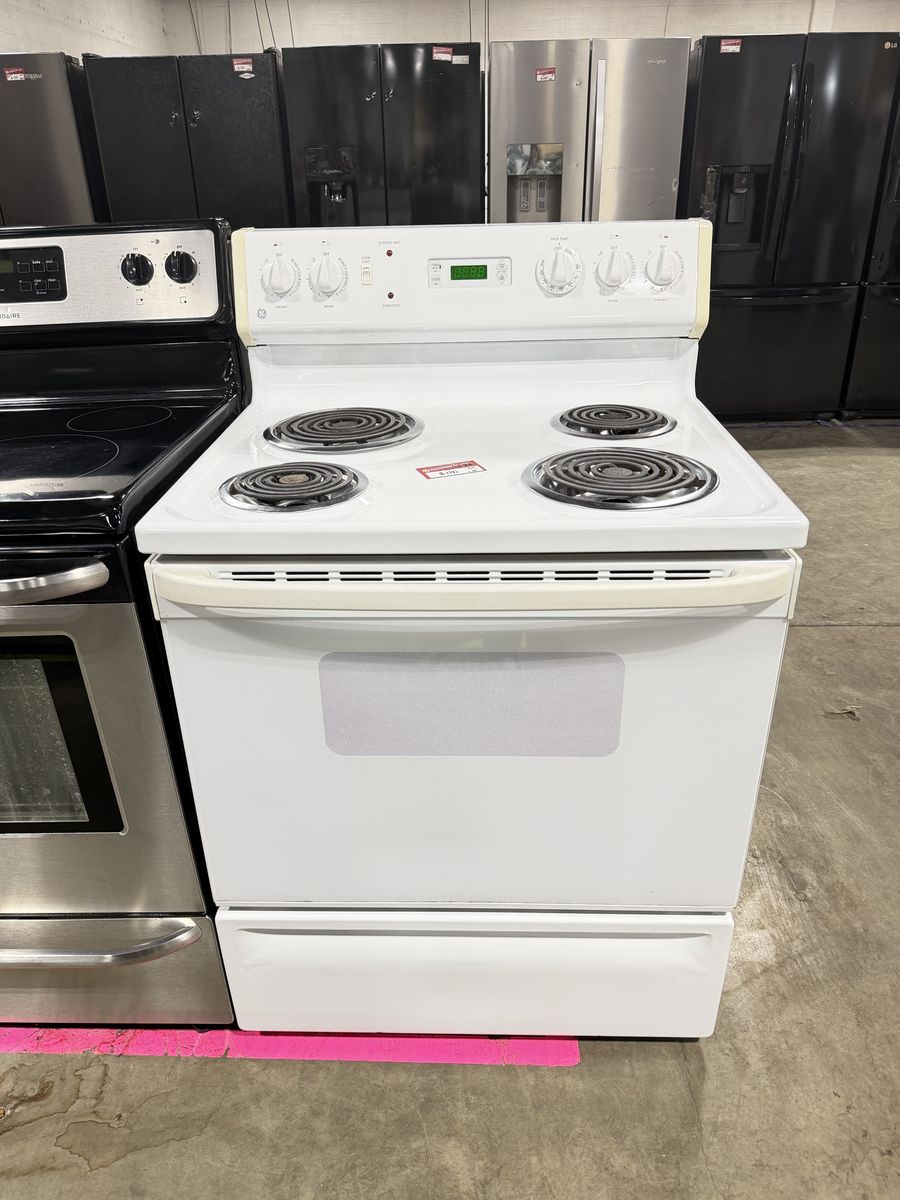 BIG DEALS NOW! GE ELECTRIC COIL TOP RANGE