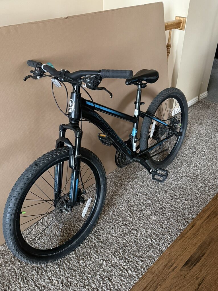 Very Nice Schwinn Sidewinder 24, Like New