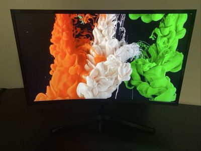 Samsung 27 inch Curved Computer Monitor Black Desktop Display with Stand.