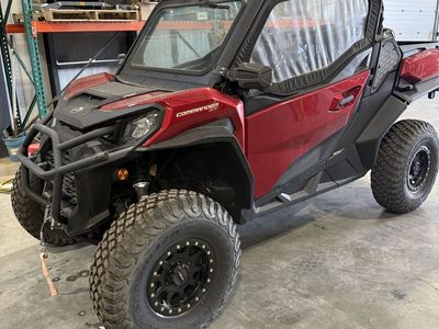 2024 can am commander xt 700