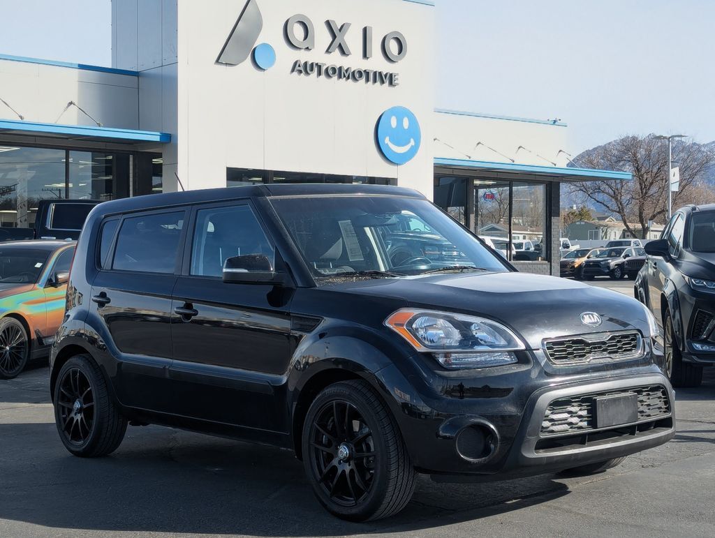 2013 KIA SOUL +