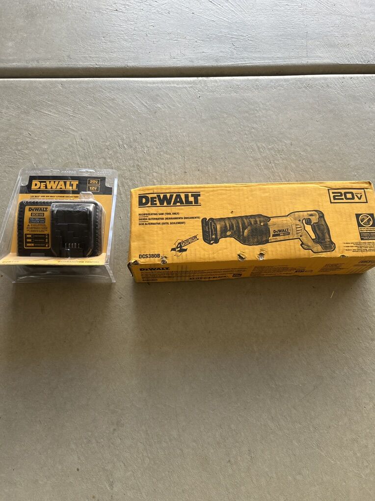 DeWalt 20v Reciprocating Saw (Tool & Charger)