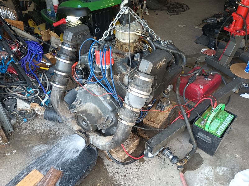 Chevy 350 5.7 SBC  Carburetor and Heads 5.7 Holley