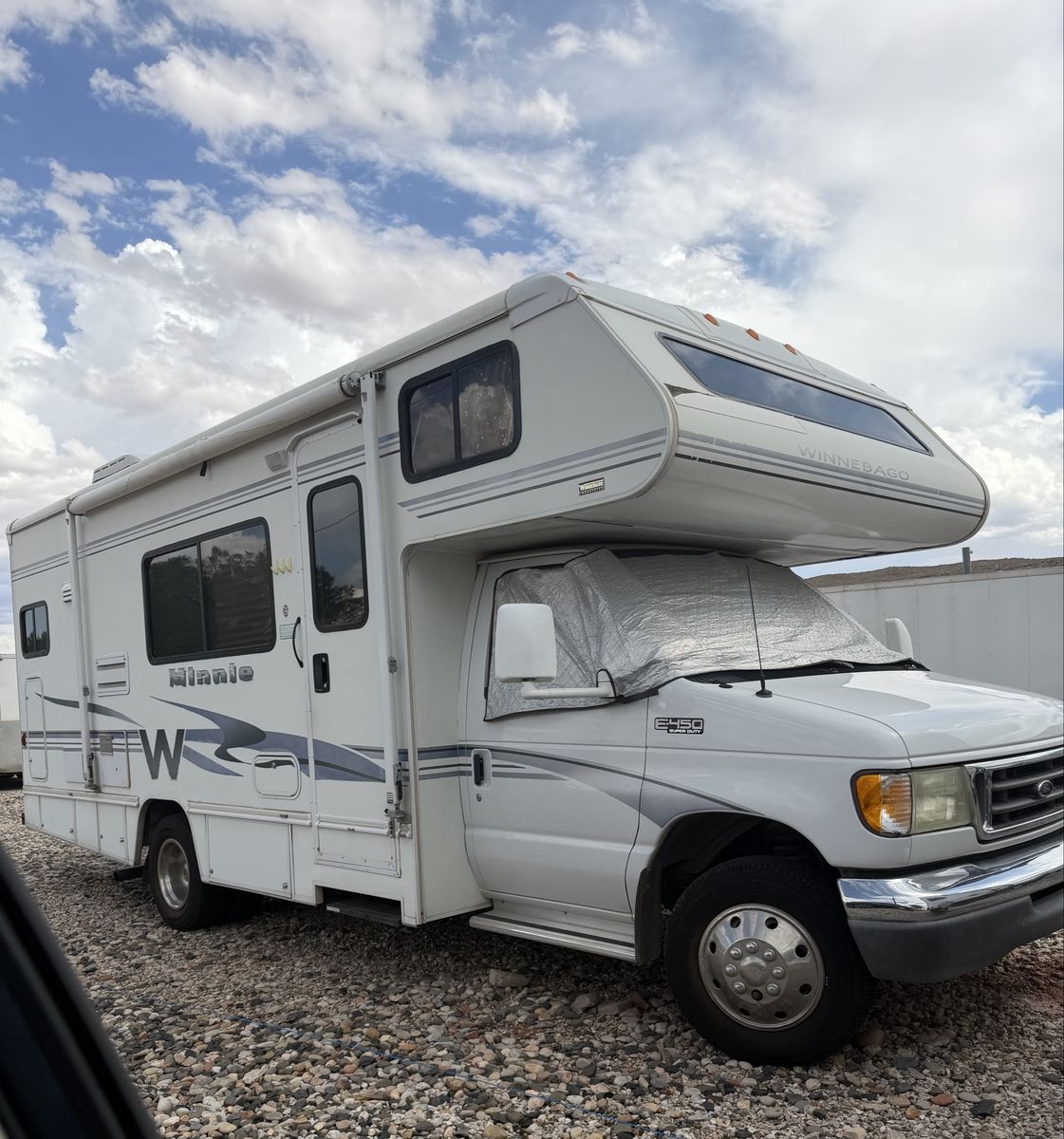 Winnebago Minnie Class C Motorhome - Used Camper