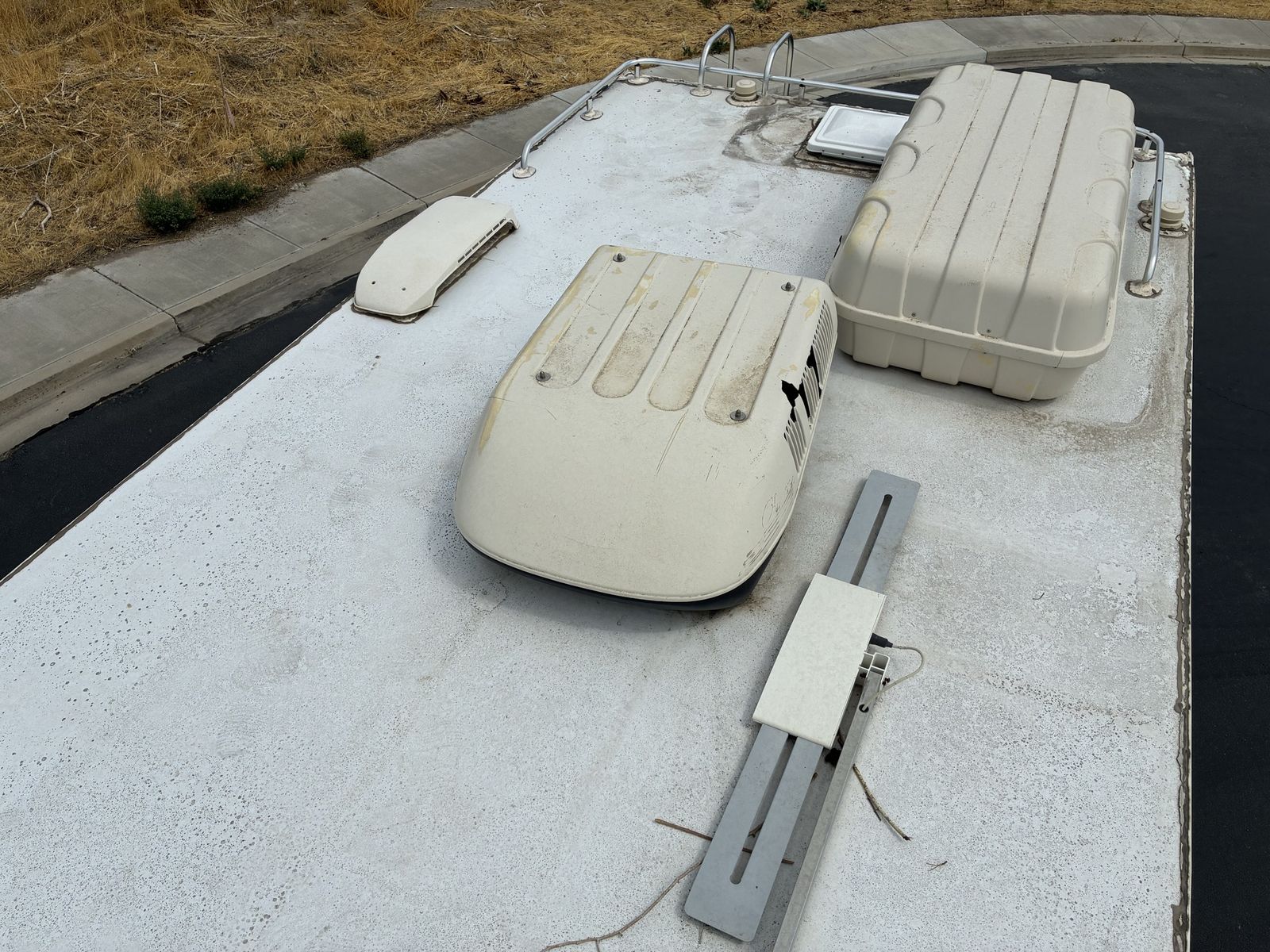 Main image 7