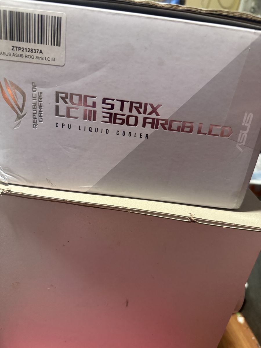 ASUS ROG Strix LC III 360 ARGB LCD CPU Liquid Cooler (White) - New/Open Box $180.00