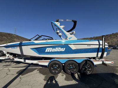 2022 Malibu MXZ (145 hrs) Stern Turn thrusters