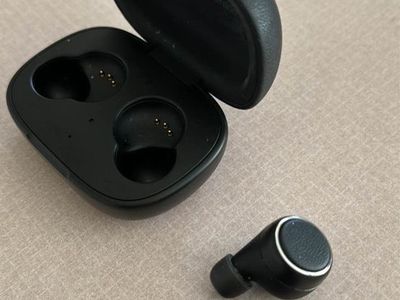 Harman Kardon Fly TWS True Wireless In-Ear Headphones with Charging Case - Black