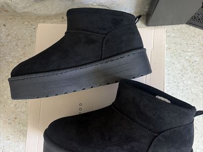 New SO SOUL by SO. Women's Cierra Black Faux Suede Platform Ankle Boots Size 7.5