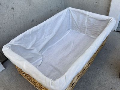 Large Wicker Storage Basket with Removable White Fabric Liner