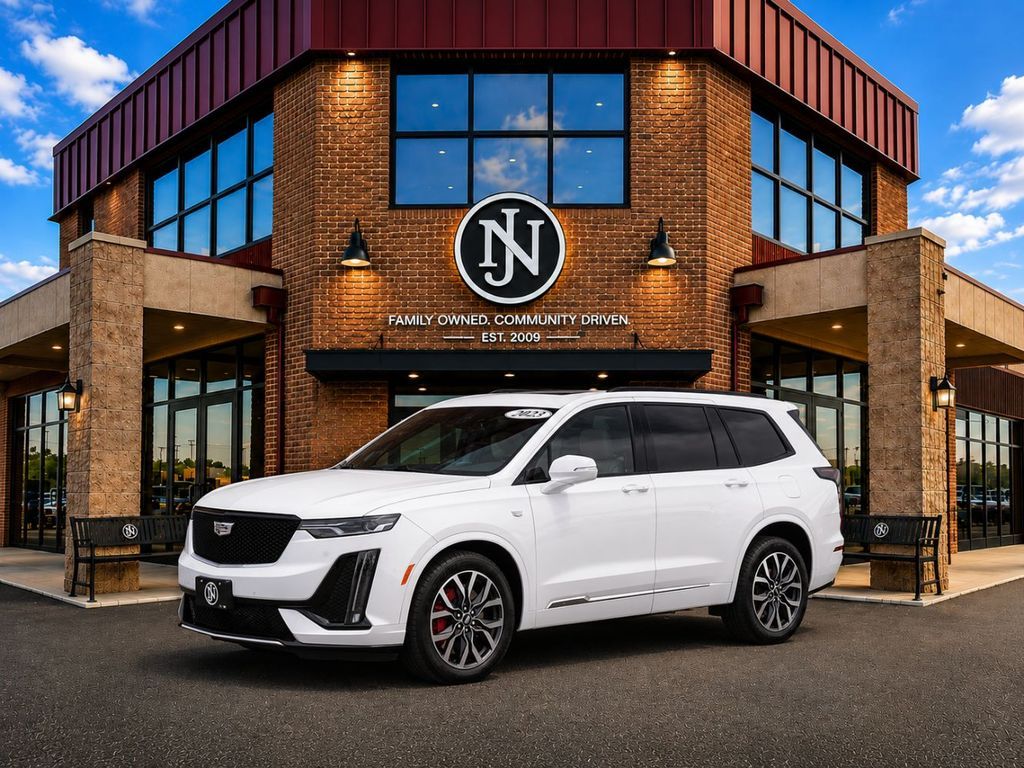 2023 Cadillac XT6 Sport