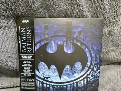 Batman Returns – Expanded Motion Picture Score (3LP Deluxe Box Set)