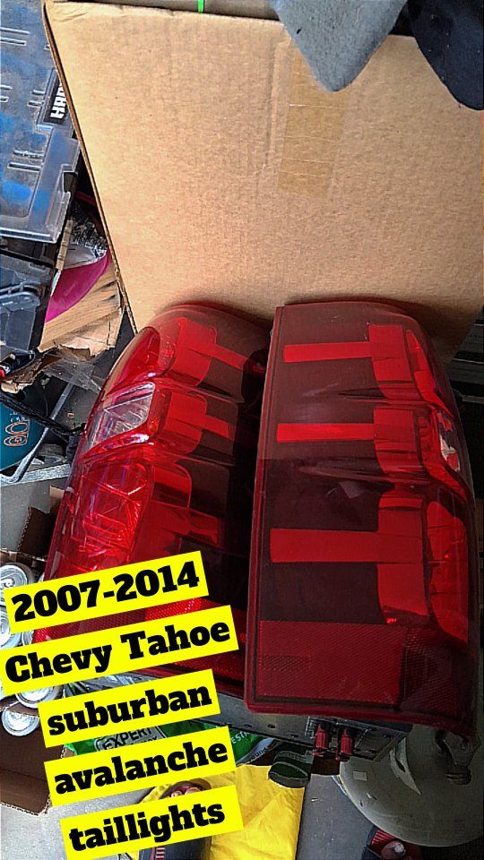 Chevy Tahoe suburban avalanche taillights 2007-2014