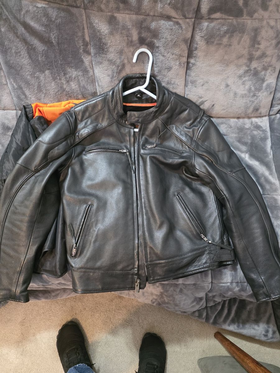 First Classics Mens Leather Jacket Size M