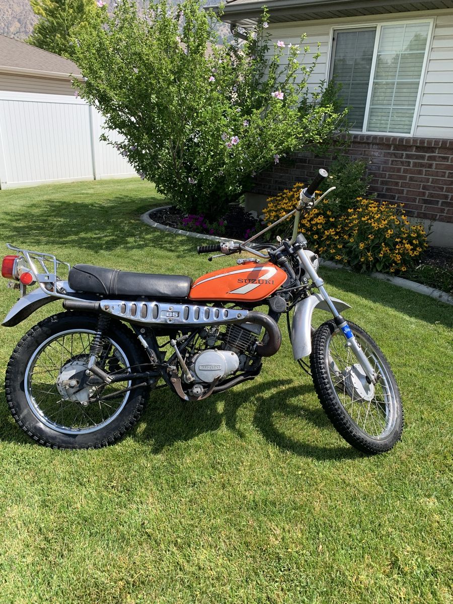 Vintage 1975 Suzuki TS185 motorcycle
