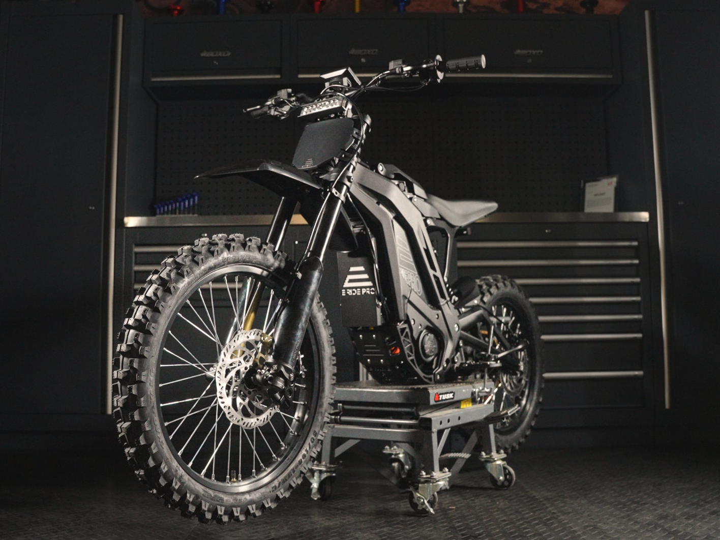 E Ride Pro SR - 25kw 72v 50ah - Electric Motorcycle - PRICE DROP!