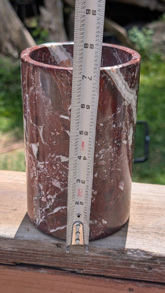 Main image 7