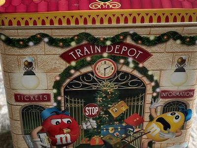 Vintage M&M's Train Depot Ltd Ed Tin Can Storage Container Collectible 2001