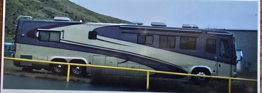 2003 45 FT MONACO SIGNATURE COACH