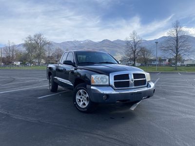 2005 Dodge Dakota Base