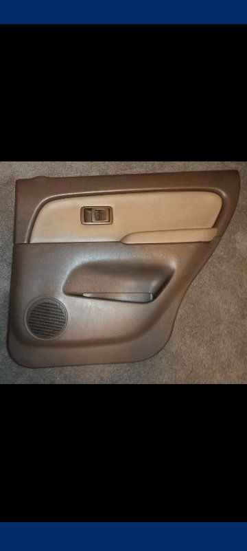  OEM 1997 Toyota 4Runner Limited Parts – Tan Interior