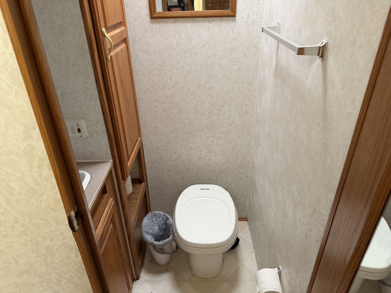 Main image 12
