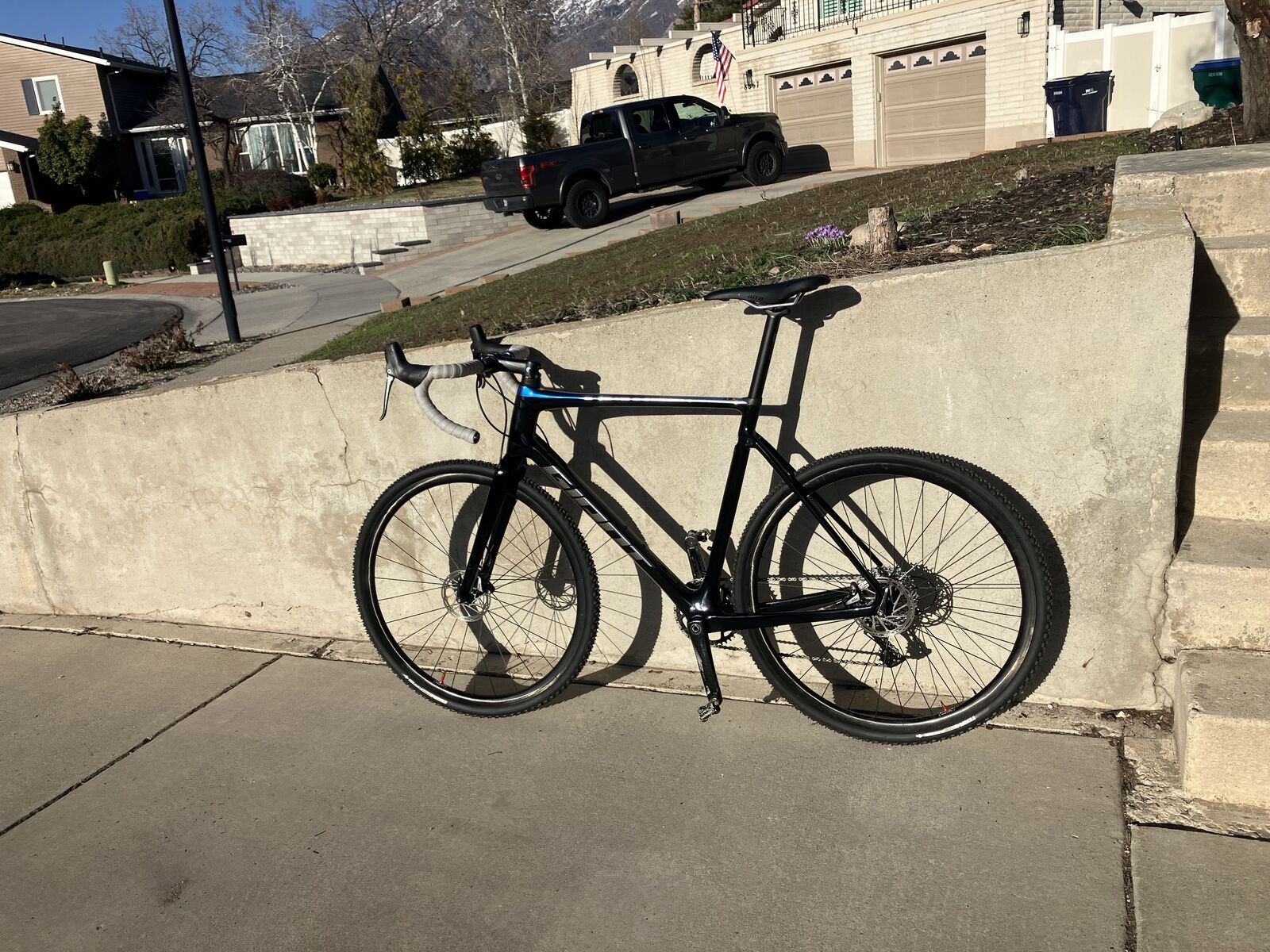 Gravel bike size large