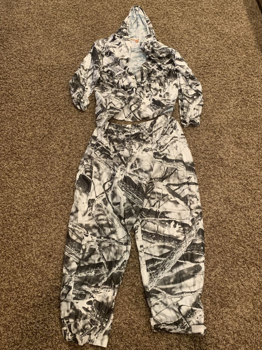 Game Hide Camo Two-Piece Hooded Snow Camo Outfit XL Black and White