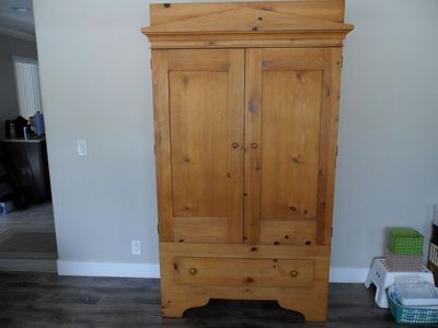 Armoire