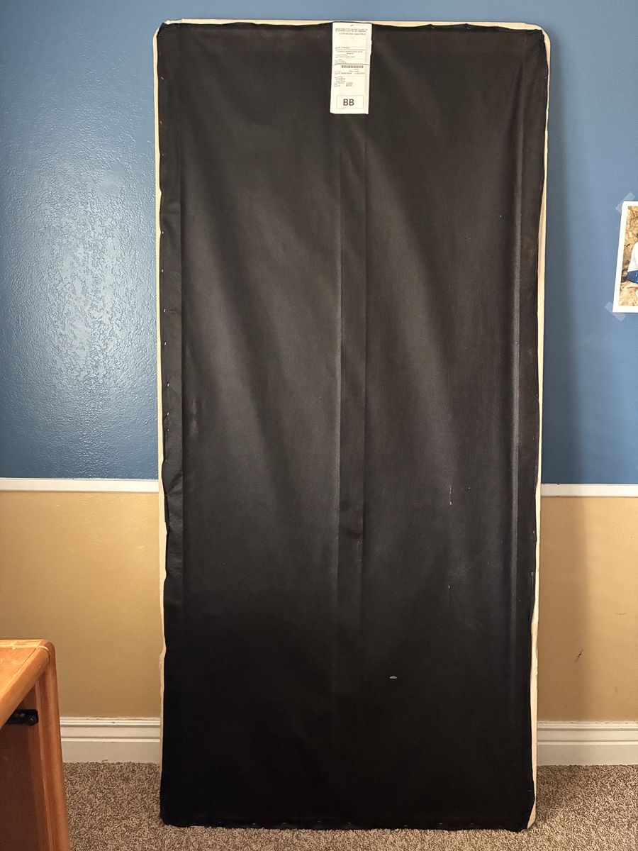 Main image 5
