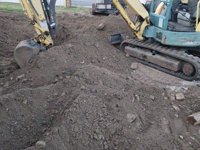 free dirt!! Come get it in Bountiful!!