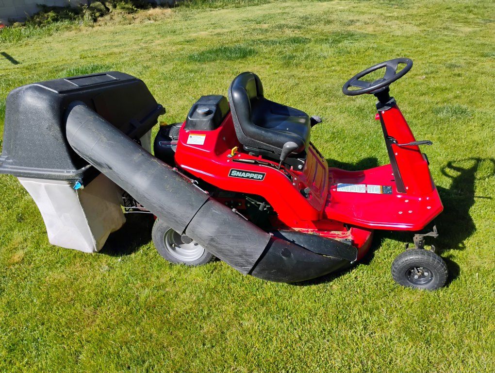Riding Lawn Mower