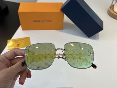 Louis Vuitton 68049 Monogram Lens Polarized Square Men's Sunglasses 52 18-140