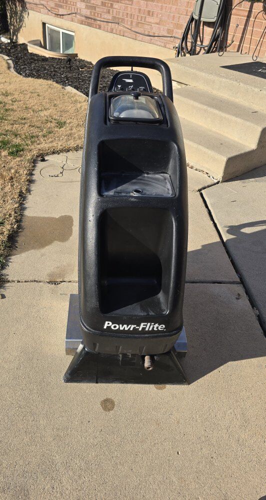 Powr-Flite Prowler Self-Contained Carpet Extractor