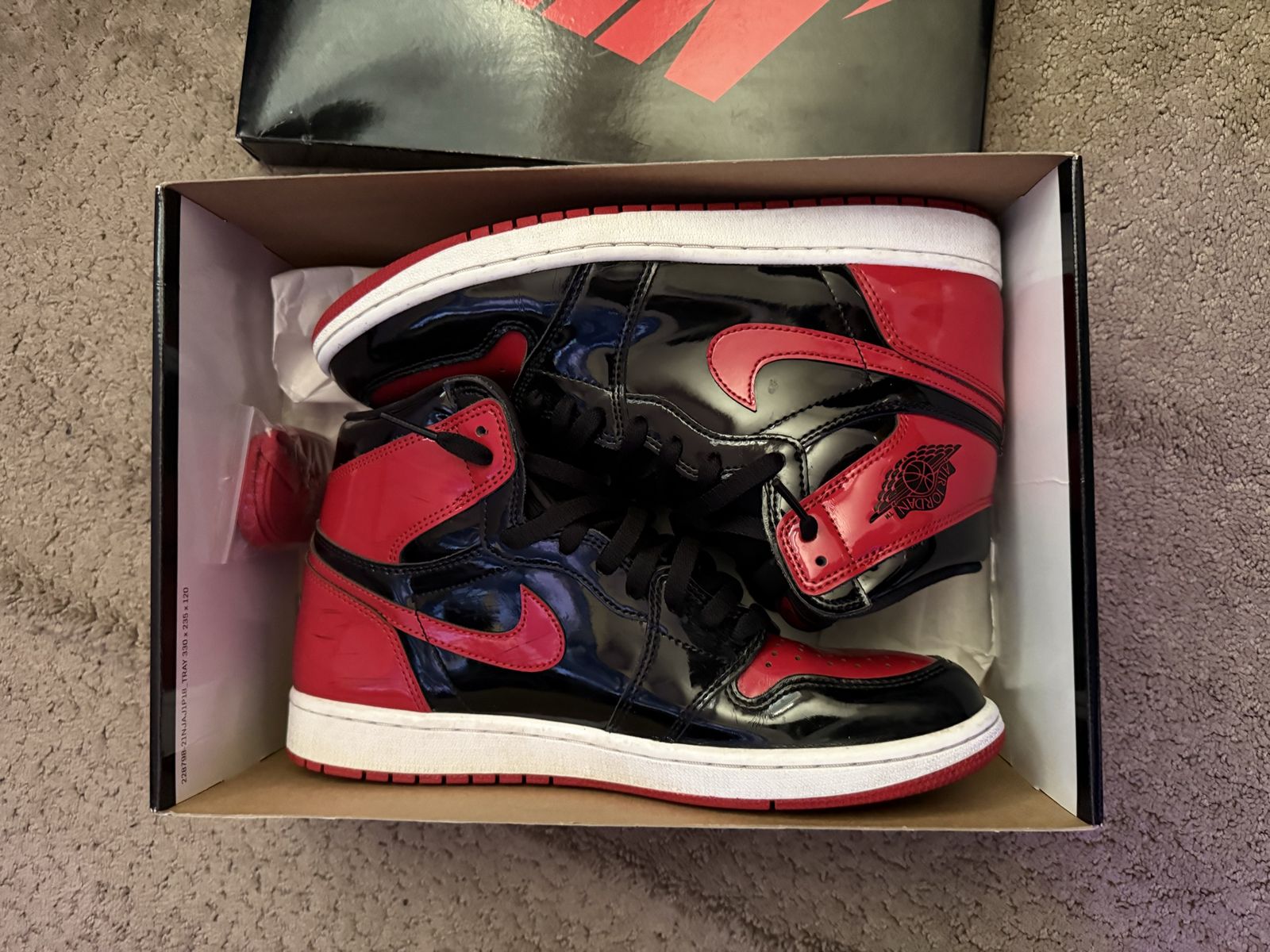 Jordan 1 Retro High OG (Patent Bred) | size 10.5m