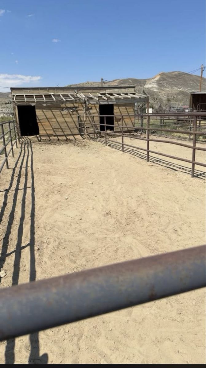 Horse corral for sale in green river Wyoming