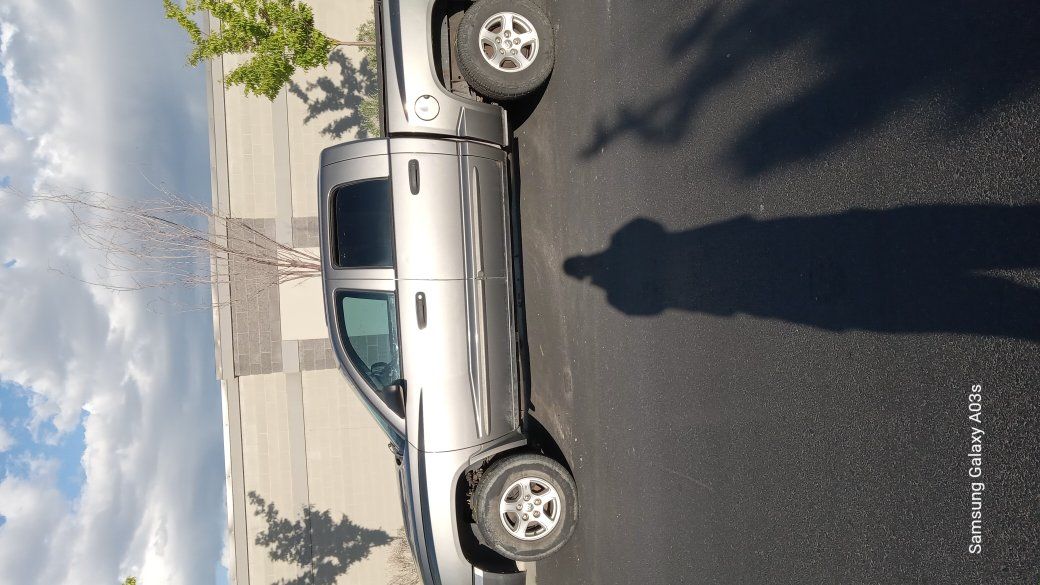 2005 DODGE DAKOTA