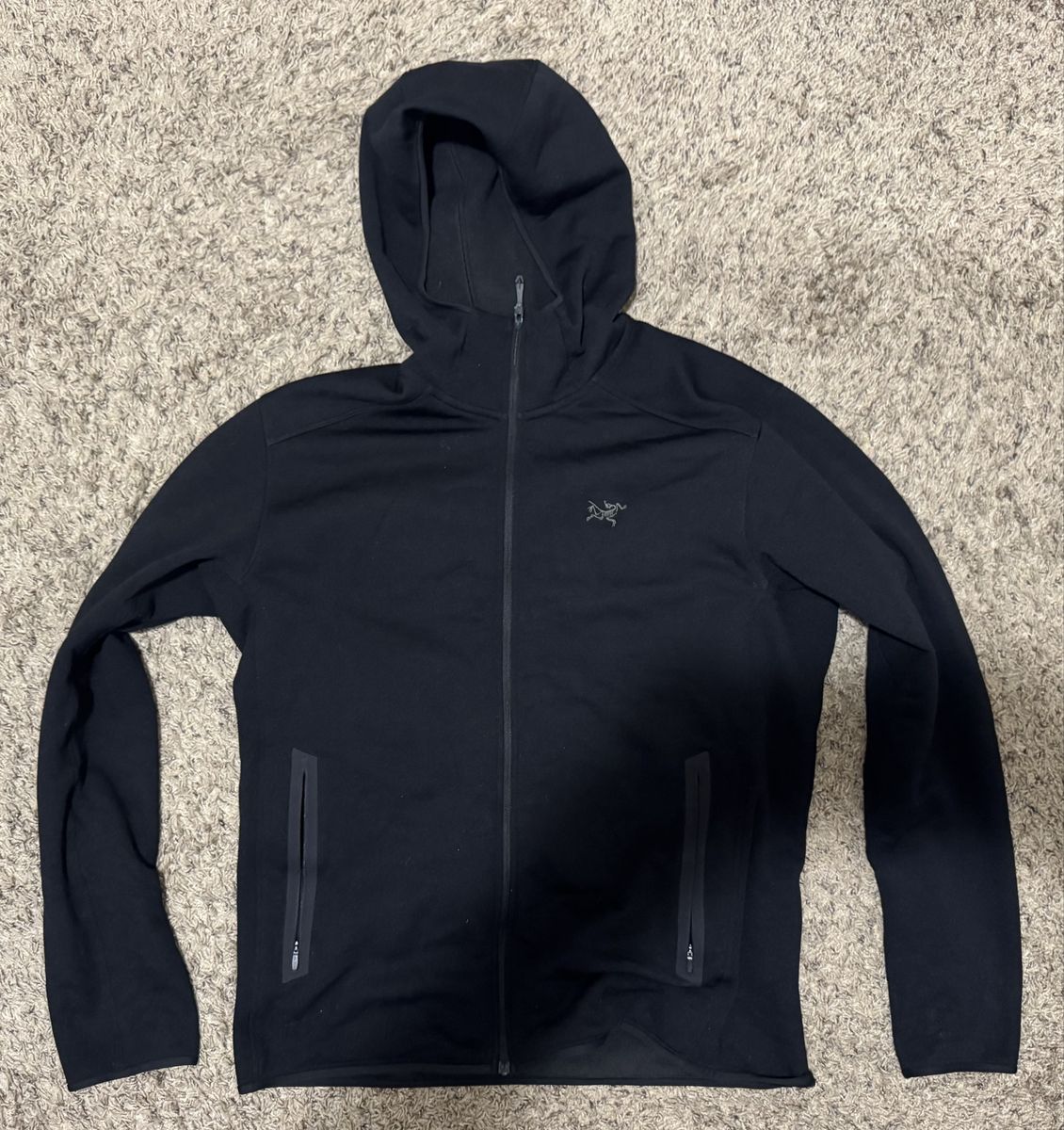 Arc’teryx Kyanite Hoodie (Mens size large)