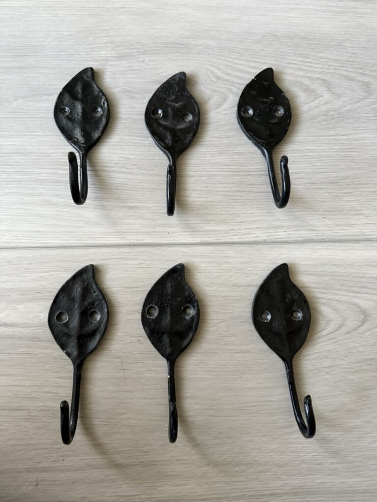 Leaf shaped Iron Hooks -Robe, Towel, Art