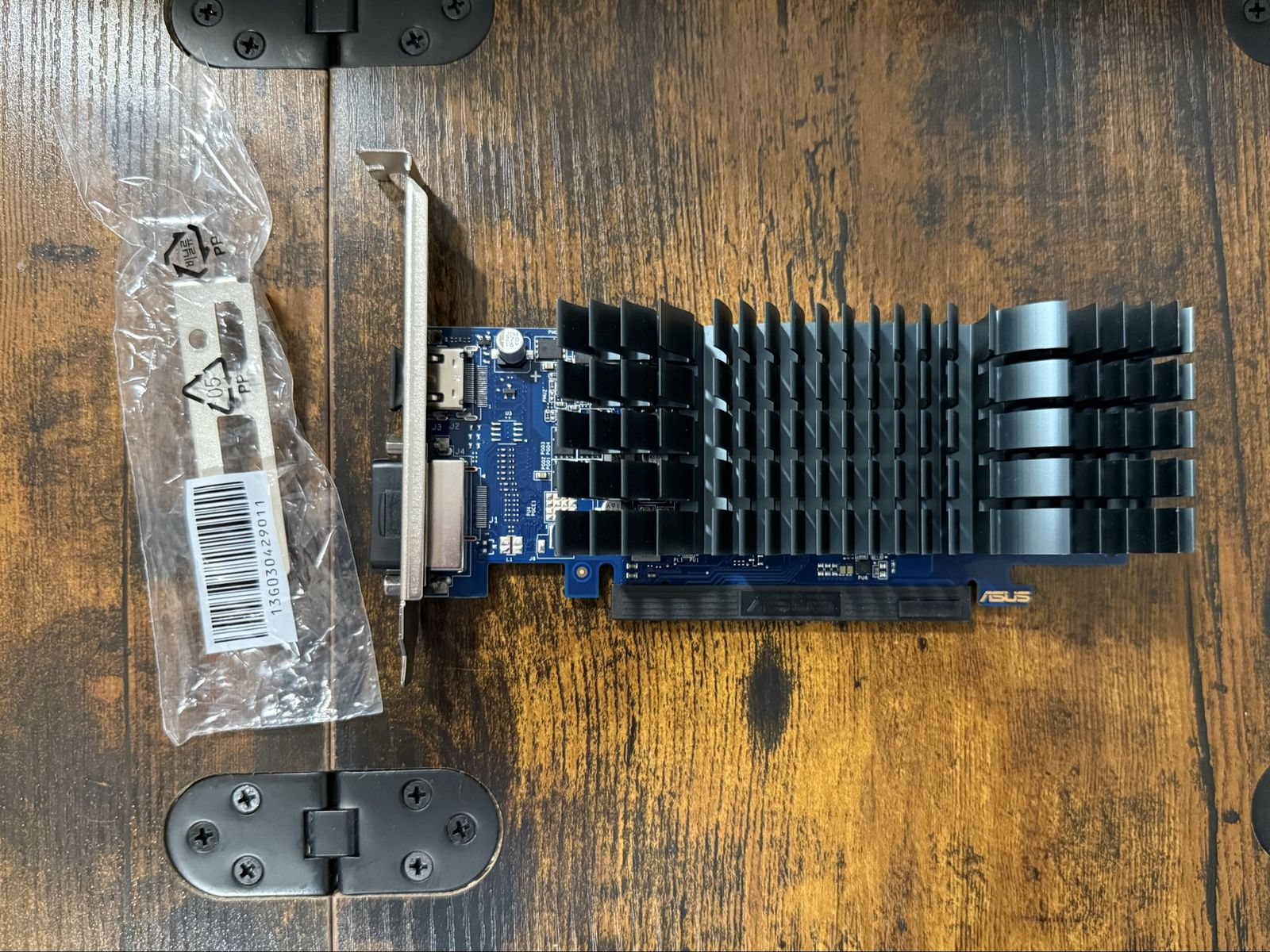 ASUS NVIDIA GeForce GT 1030 2GB GDDR5 Passive Cooling Graphics Card