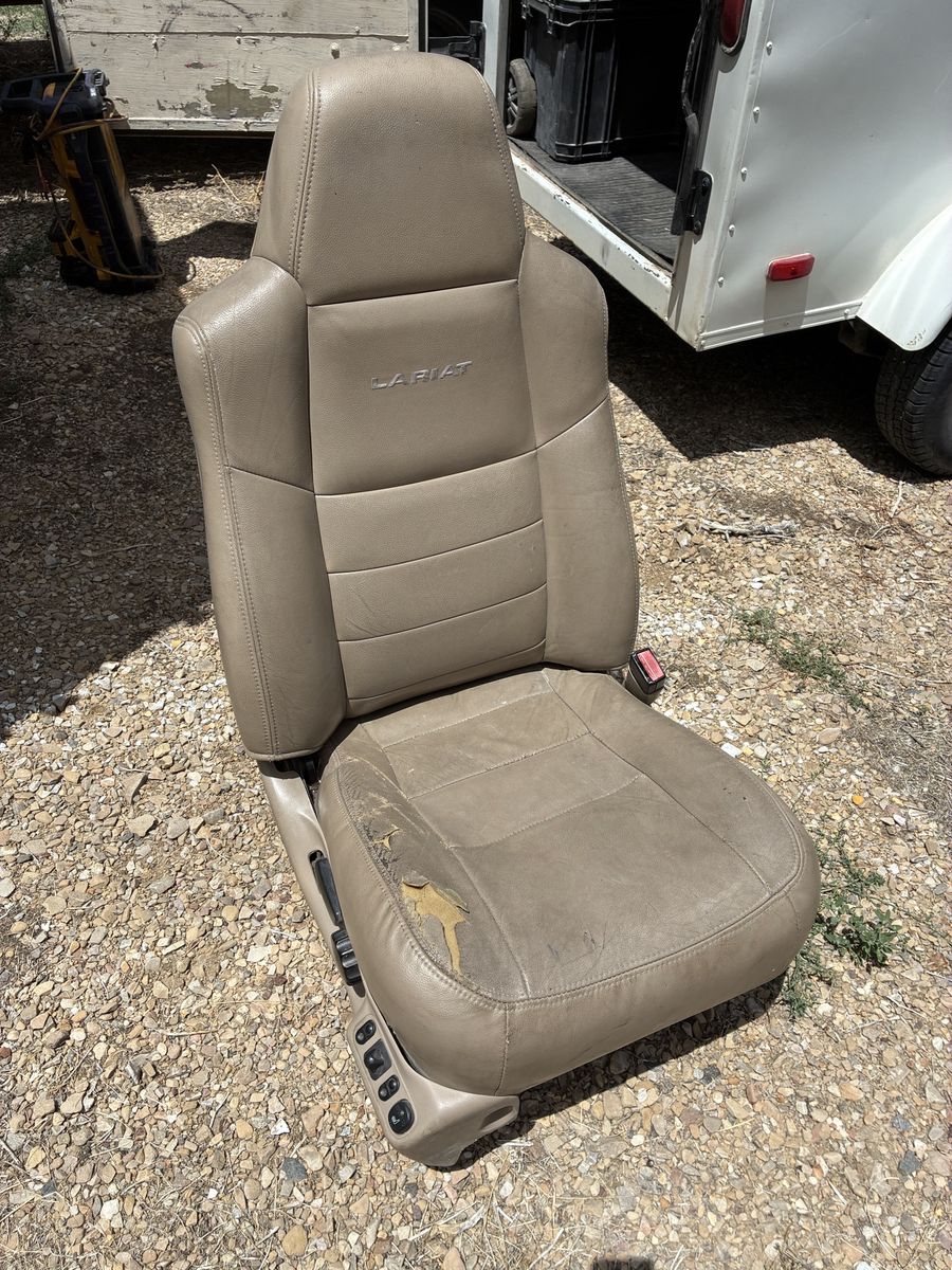 Ford lariat F350 passenger seat $100