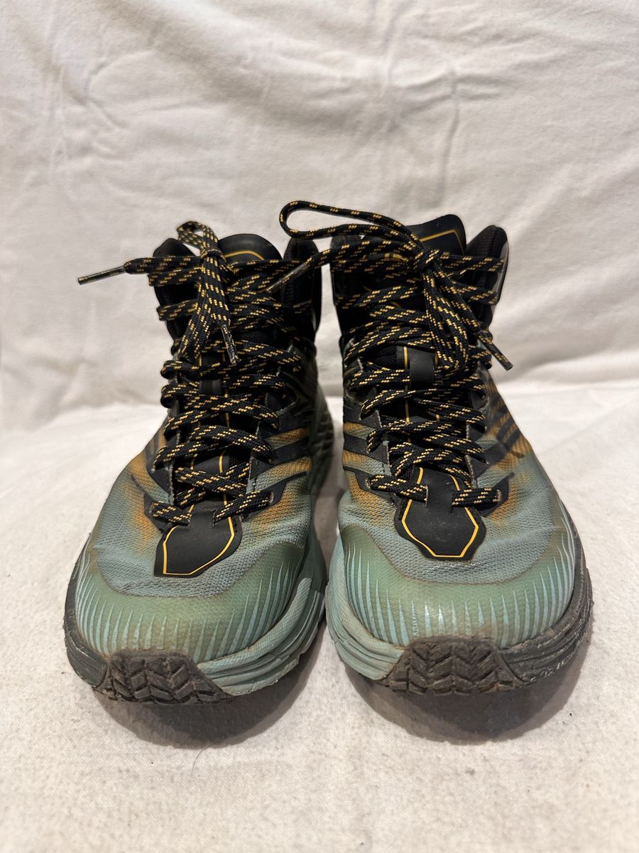 Hoka Women’s size 6 green/blue/yellow speedgoat Gore-Tex, mid hiking shoes/boots